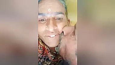 Hvxxx hot porn videos on Indianhamster.pro