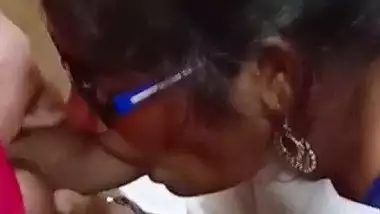Xxxvidaes - Xxx Vidaes hot porn videos on Indianhamster.pro
