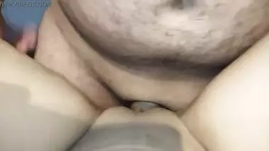 Wife is fucked by Desi guy who holds XXX camera up against himself