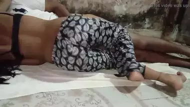Chachabhatijisex - Chacha Bhatiji Sex Story hot porn videos on Indianhamster.pro