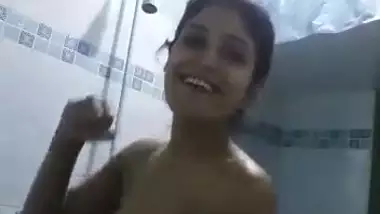 X Video Sexy Janwar Mix Insaan Wali hot porn videos on Indianhamster.pro
