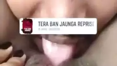 Viral sex videos of a Haryanavi couple fucking in a car