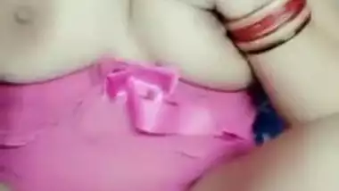 Xxxbaby hot porn videos on Indianhamster.pro