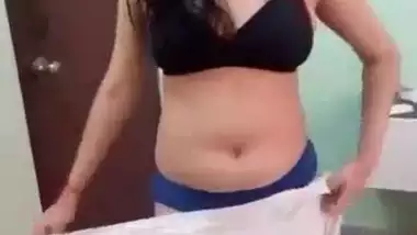 Mohila Xxx - Assamese Mohila Xxx Video hot porn videos on Indianhamster.pro