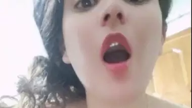 Xxx Seci Mubig hot porn videos on Indianhamster.pro