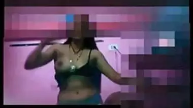 Xxxnco hot porn videos on Indianhamster.pro