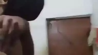 Village lady records her sex MMS with her husband’s brother